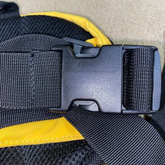 Obey Fanny Pack. Never been worn before perfect condition. - Picture 4 of 5